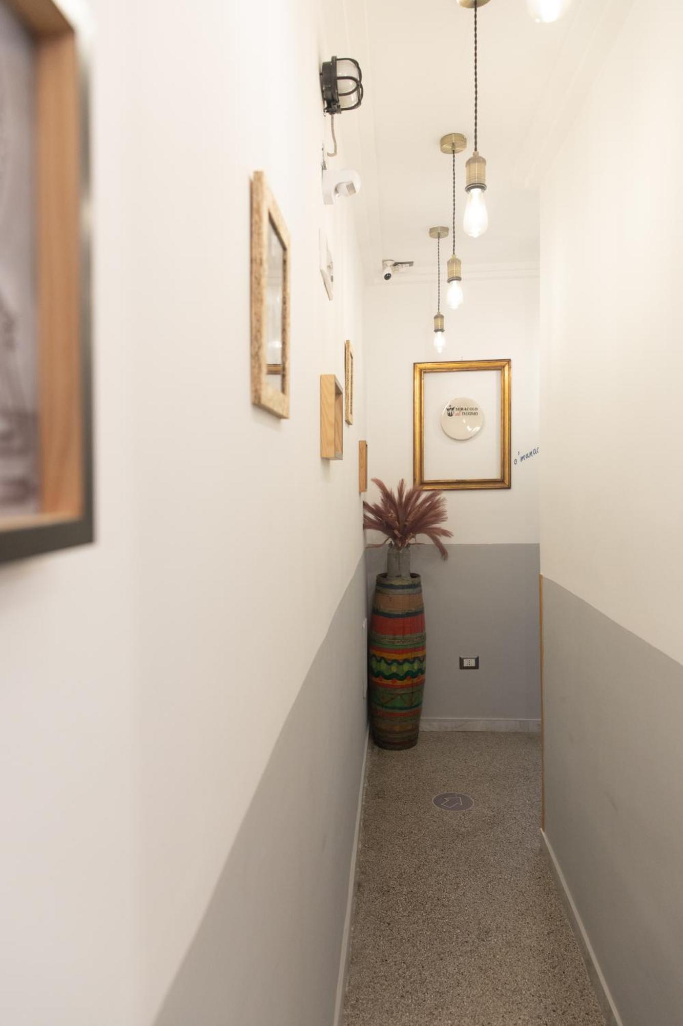 Miracolo Al Duomo Smart Accomodations Napoli Dış mekan fotoğraf